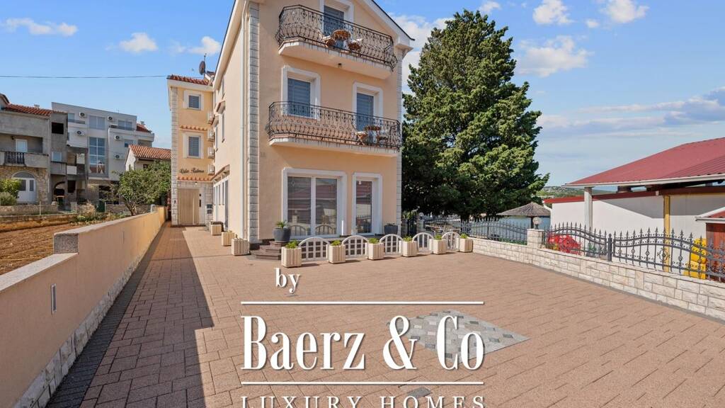 Villa zum Kauf 2.800.000 € 8 Zimmer 486 m² 731 m² Grundstück pasman