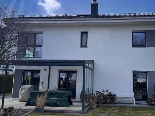 Einfamilienhaus zum Kauf 549.000 € 6 Zimmer 176,3 m² 1.033 m² Grundstück Westend Plauen 08523