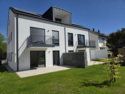 Wohnung zur Miete - Erstbezug 1.310 € 2 Zimmer 69 m² frei ab sofort Westenviertel Regensburg 93049
