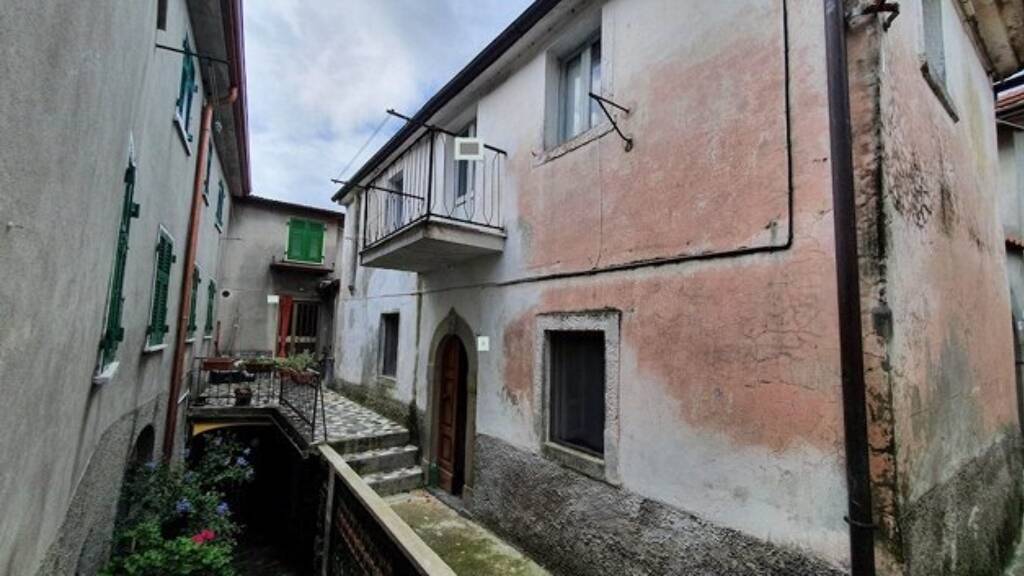 Einfamilienhaus zum Kauf 35.000 € 4 Zimmer 72 m² 100 m² Grundstück Mezzana Monte-de-Bianchi 54013