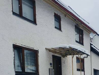 Mehrfamilienhaus zum Kauf provisionsfrei 80.000 € 6 Zimmer 190 m² 450 m² Grundstück Zum Zimmergrund 15 Albrechts Suhl 98529