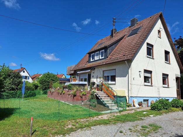 Mehrfamilienhaus zur Miete 750 € 5,5 Zimmer 115 m² 583 m² Grundstück Lachweiler Mainhardt 74535