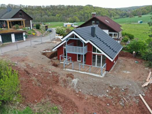 Haus zum Kauf 210.000 € 4 Zimmer 100 m² 2.621 m² Grundstück Rott Extertal 32699