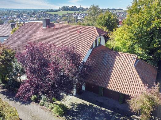 Einfamilienhaus zum Kauf 790.000 € 8,5 Zimmer 250 m² 808 m² Grundstück Erbach Erbach 89155