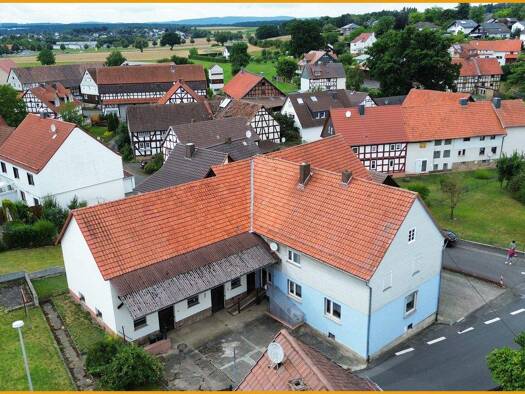 Bauernhaus zum Kauf provisionsfrei 149.900 € 6 Zimmer 160 m² 1.048 m² Grundstück Niedergrenzebach Schwalmstadt / Niedergrenzebach 34613
