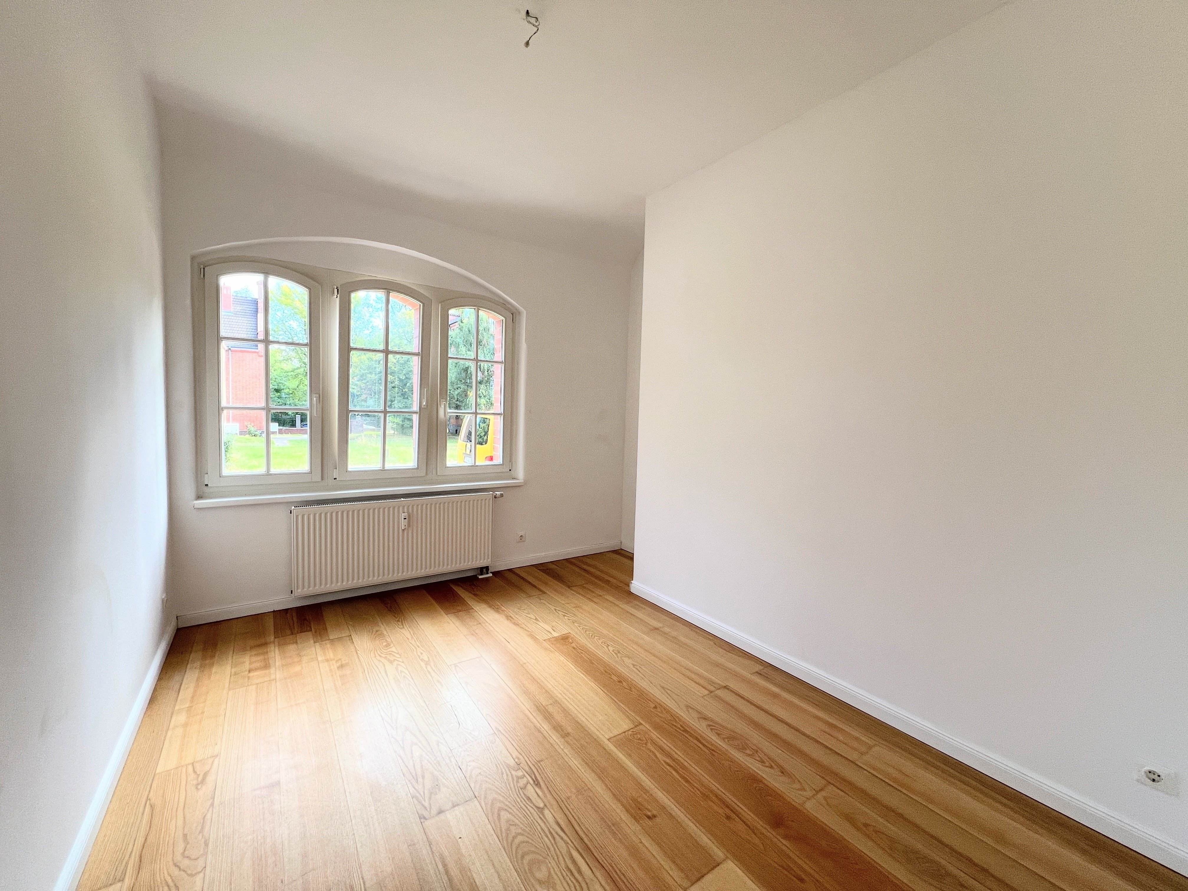 Wohnung zur Miete 1.071 € 4 Zimmer 140 m²<br/>Wohnfläche EG<br/>Geschoss 01.12.2024<br/>Verfügbarkeit Tauentzienstraße 26 Jüterbog Jüterbog 14913