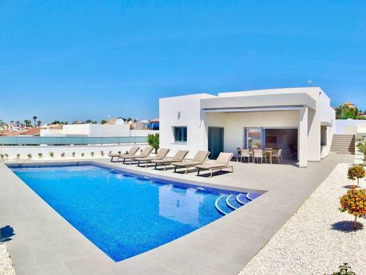 Villa zum Kauf provisionsfrei 415.000 € 4 Zimmer 120 m² 370 m² Grundstück Rafal 03369