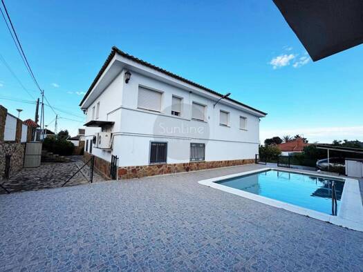 Villa zum Kauf 535.000 € 9 Zimmer 348 m² Av. del Rio Turia, Chiva, Valencia 14 Chiva 46370