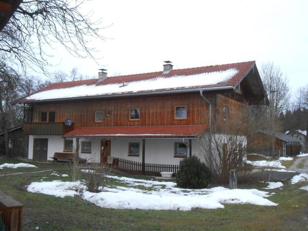 Wohnung zur Miete 800 € 4 Zimmer 98 m² 1. Geschoss Rothanschöring Kirchanschöring 83417