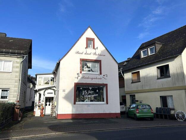 Einfamilienhaus zum Kauf 98.000 € 304 m² Grundstück Hirzenhain-Ort Eschenburg / Hirzenhain 35713