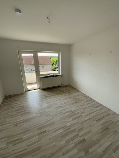 Wohnung zur Miete 462 € 3 Zimmer 65 m² 2. Geschoss frei ab 15.08.2025 Brandenburgstraße 5 Platte Heide Menden 58708