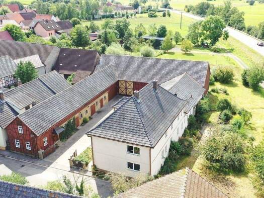 Haus zum Kauf provisionsfrei 390.000 € 379 m² 3.000 m² Grundstück frei ab sofort Gleußen Itzgrund 96274