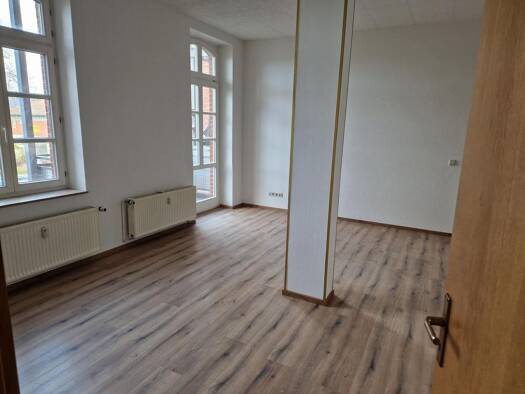 Wohnung zur Miete 590 € 3 Zimmer 83,9 m² 1. Geschoss frei ab 01.11.2025 Thamsbrücker Straße 50 Bad Langensalza 99947