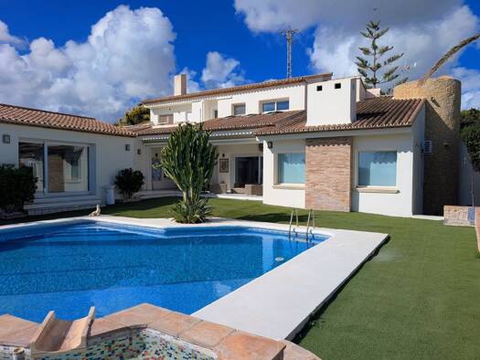 Haus zum Kauf 995.000 € 435 m² 1.385 m² Grundstück Moraira 03724