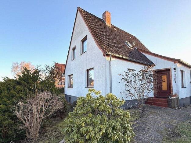 Einfamilienhaus zum Kauf 329.000 € 5 Zimmer 103 m² 612 m² Grundstück Winsen 21423