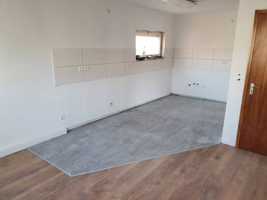 Maisonette zur Miete 1.500 € 3,5 Zimmer 105 m² Geschoss 1/3 frei ab 01.10.2026 Rüppurr Rüppurr 76199