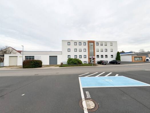 Mehrfamilienhaus zum Kauf 720.000 € 14 Zimmer 360 m² 2.325 m² Grundstück Herzoghöhe Bayreuth 95445