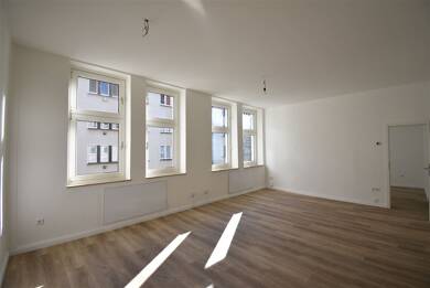 Wohnung zur Miete 950 € 3 Zimmer 98 m² 1. Geschoss frei ab sofort Rankestraße 26 Frohnhausen Essen 45145