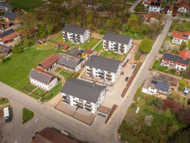 Terrassenwohnung zur Miete 1.050 € 3 Zimmer 91 m² EG frei ab 01.09.2025 Hauptstraße. 39a Vordersarling Unterdietfurt 84339