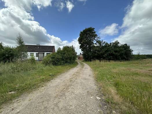 Einfamilienhaus zum Kauf 200.000 € 4 Zimmer 100 m² 19.000 m² Grundstück Heidmoor 24632