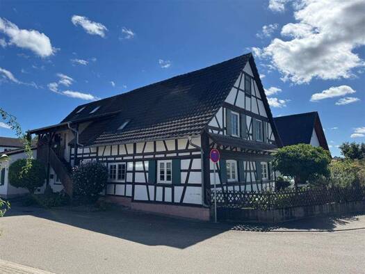 Mehrfamilienhaus zum Kauf 11 Zimmer 263 m² 832 m² Grundstück Zierolshofen Kehl 77694