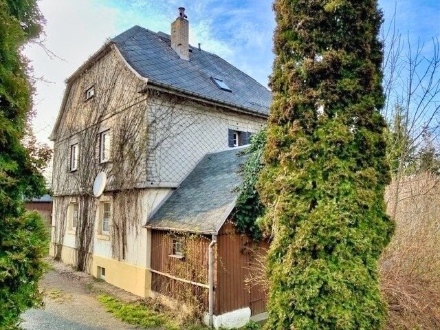 Mehrfamilienhaus zum Kauf 195.000 € 8 Zimmer 189,7 m²<br/>Wohnfläche 2.304 m²<br/>Grundstück 31.12.2024<br/>Verfügbarkeit Landwüst Markneukirchen 08258