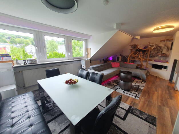 Wohnung zur Miete 850 € 4 Zimmer 104 m² Dachgeschoss, 2. Geschoss frei ab 15.08.2025 Innenstadt Gevelsberg 58285