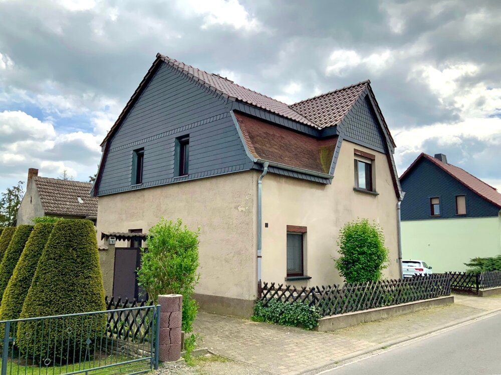 Einfamilienhaus zum Kauf 92.500 € 5 Zimmer 112 m²<br/>Wohnfläche 1.082 m²<br/>Grundstück Doberlug-Kirchhain Doberlug-Kirchhain 03253