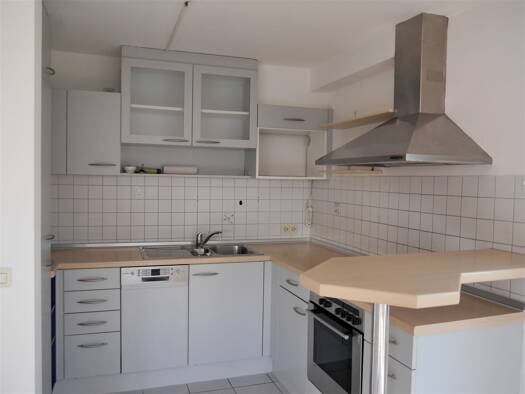 Maisonette zur Miete 880 € 3,5 Zimmer 88 m² Geschoss 3/4 frei ab 01.03.2026 Nehren 72147