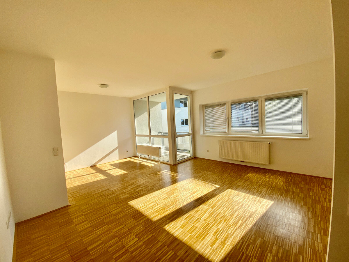 Wohnung zur Miete 523 € 1 Zimmer 43 m²<br/>Wohnfläche 01.12.2024<br/>Verfügbarkeit Neuzeug 4523