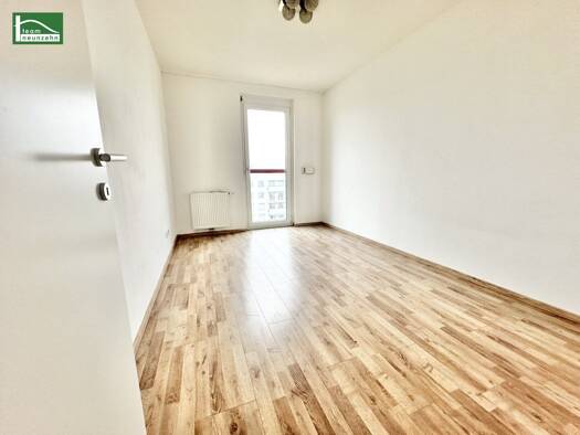 Wohnung zur Miete 574 € 3 Zimmer 74,2 m² 6. Geschoss frei ab 01.09.2026 Eggenberger Gürtel 52b Gries Graz 8020
