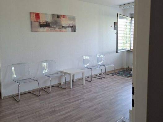 Bürofläche zur Miete 1.150 € 4 Zimmer 125 m² Bürofläche Griesheim Frankfurt am Main 65933