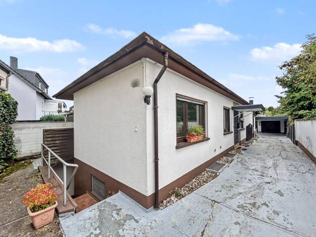 Bungalow zum Kauf 299.000 € 3 Zimmer 80 m² 326 m² Grundstück Siegburg Siegburg 53721