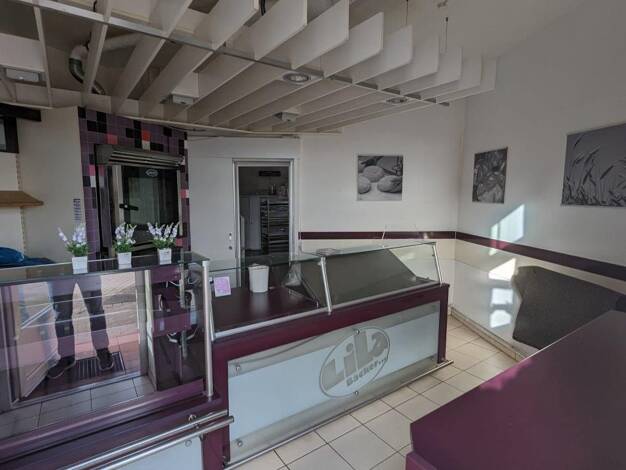 Laden zur Miete 1.350 € 2 Zimmer 20 m² Verkaufsfläche Werdervorstadt Schwerin 19055