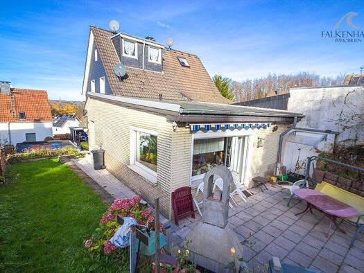 Doppelhaushälfte zum Kauf provisionsfrei 249.800 € 5 Zimmer 108 m² 386 m² Grundstück Karl-Dowidat-Str. 3 Lüttringhausen Remscheid 42899