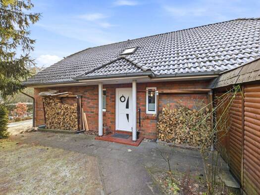 Einfamilienhaus zum Kauf 599.000 € 8,5 Zimmer 183,8 m² 600 m² Grundstück Holm-Seppensen Buchholz in der Nordheide 21244