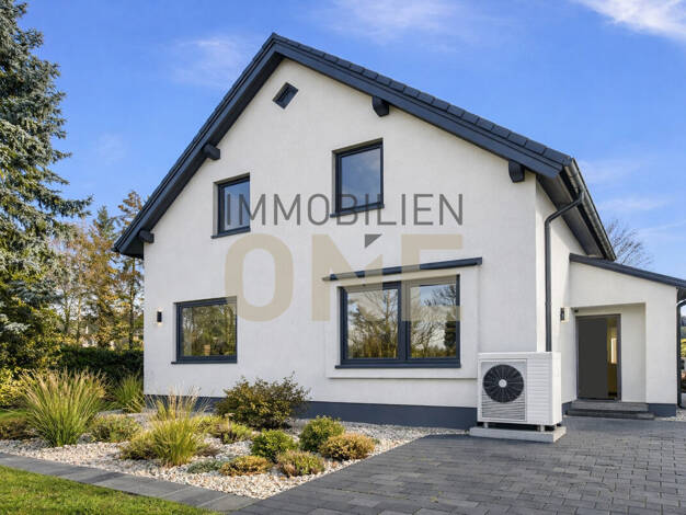 Einfamilienhaus zum Kauf 430.000 € 6,5 Zimmer 140,6 m² 3.130 m² Grundstück Hackenberg Bernhardswald 93170