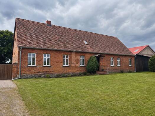 Bauernhaus zum Kauf 230.000 € 7 Zimmer 150 m² 8.600 m² Grundstück Wittstock Wittstock/Dosse 16909