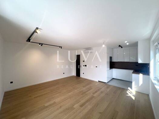 Wohnung zur Miete 1.000 € 3 Zimmer 72 m² Geschoss 1/2 Centar, Velika Gorica Velika Gorica 10410