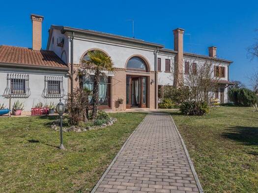Haus zum Kauf 850.000 € 600 m² Rosolina Mare 45010