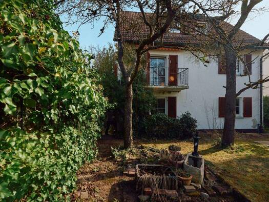 Einfamilienhaus zum Kauf 648.500 € 8,5 Zimmer 162 m² 369 m² Grundstück Böblingen 71032