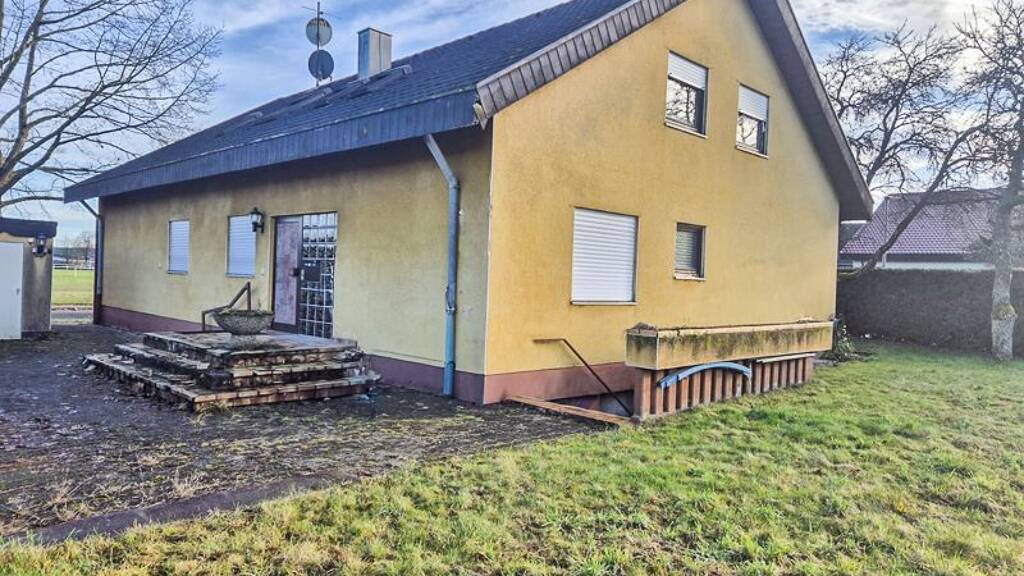 Einfamilienhaus zum Kauf 449.000 € 9 Zimmer 219,6 m² 727,1 m² Grundstück Alfdorf 73553