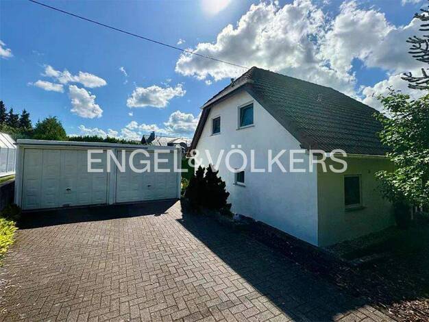Einfamilienhaus zum Kauf 315.000 € 4 Zimmer 120 m² 717 m² Grundstück Selters (Westerwald) 56242