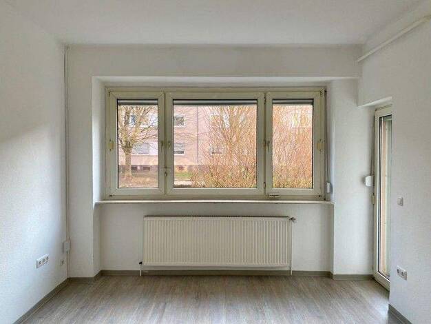 Wohnung zur Miete 700 € 2,5 Zimmer 51,5 m² frei ab 03.04.2026 Nußzeil 92 Eschersheim Frankfurt am Main 60433
