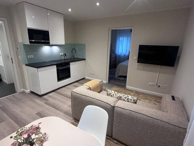 Wohnung zur Miete 1.050 € 2 Zimmer 41 m² 1. Geschoss In der Au 35 Rödelheim Frankfurt am Main 60489