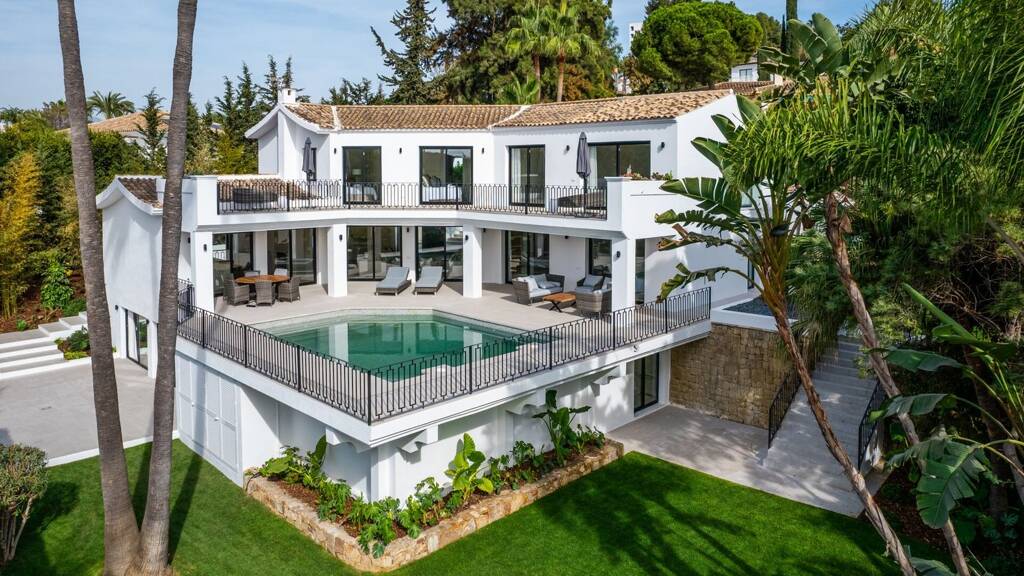 Villa zum Kauf provisionsfrei 2.650.000 € 6 Zimmer 352 m² 1.082 m² Grundstück Estepona 29680