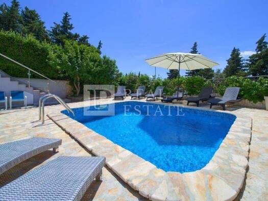 Einfamilienhaus zum Kauf 650.000 € 6 Zimmer 192 m² Novi Vinodolski Novi Vinodolski 51250