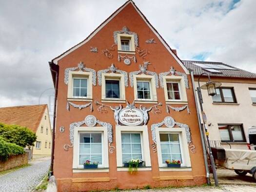 Mehrfamilienhaus zum Kauf 460.000 € 7 Zimmer 190 m² 120 m² Grundstück frei ab sofort Kitzingen 97318