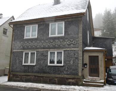 Haus zur Miete 150 € 5 Zimmer 150 m² 216 m² Grundstück Haselbach Sonneberg 96515