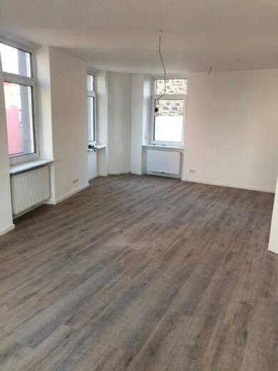Wohnung zur Miete 690 € 3 Zimmer 104 m² 1. Geschoss frei ab 01.09.2025 Ochtendung 56299
